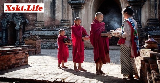 Mơ thấy nhận được của bố thí - Giải mộng chiêm bao thấy nhận được của bố thí đánh con gì?