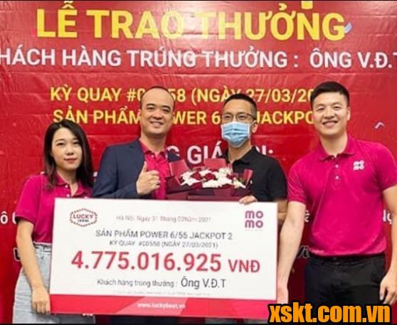 Vietlott: Trúng gần 5 tỷ đồng khi mua vé số qua ví momo