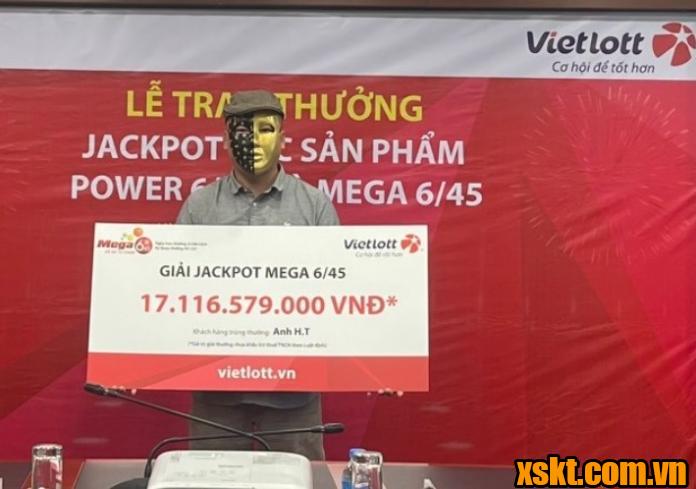 Vietlott: Trao giải Jackpot 17 tỷ đồng cho khách hàng ở Hà Nội