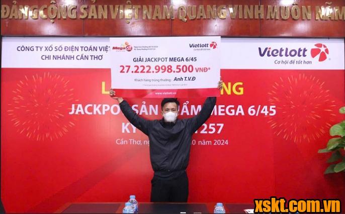 XS Mega: Nuôi một bộ số hơn 3 năm, người đàn ông Cần Thơ trúng giải Jackpot hơn 27 tỷ đồng